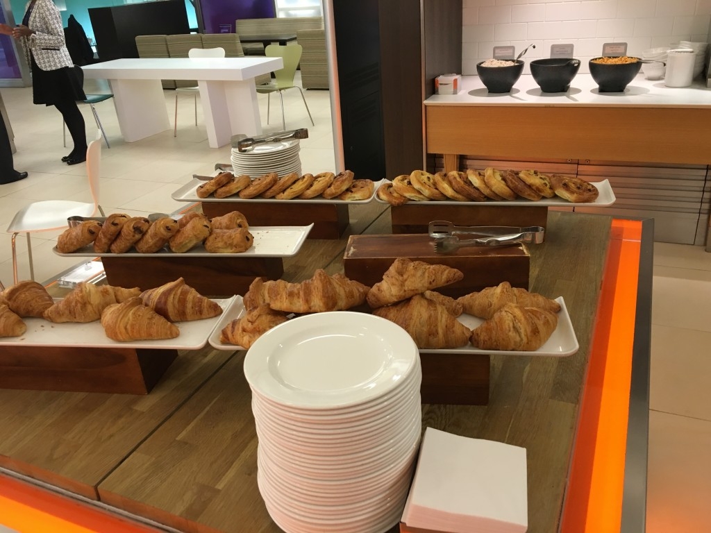 British Airways arrivals lounge Heathrow Terminal 5 review