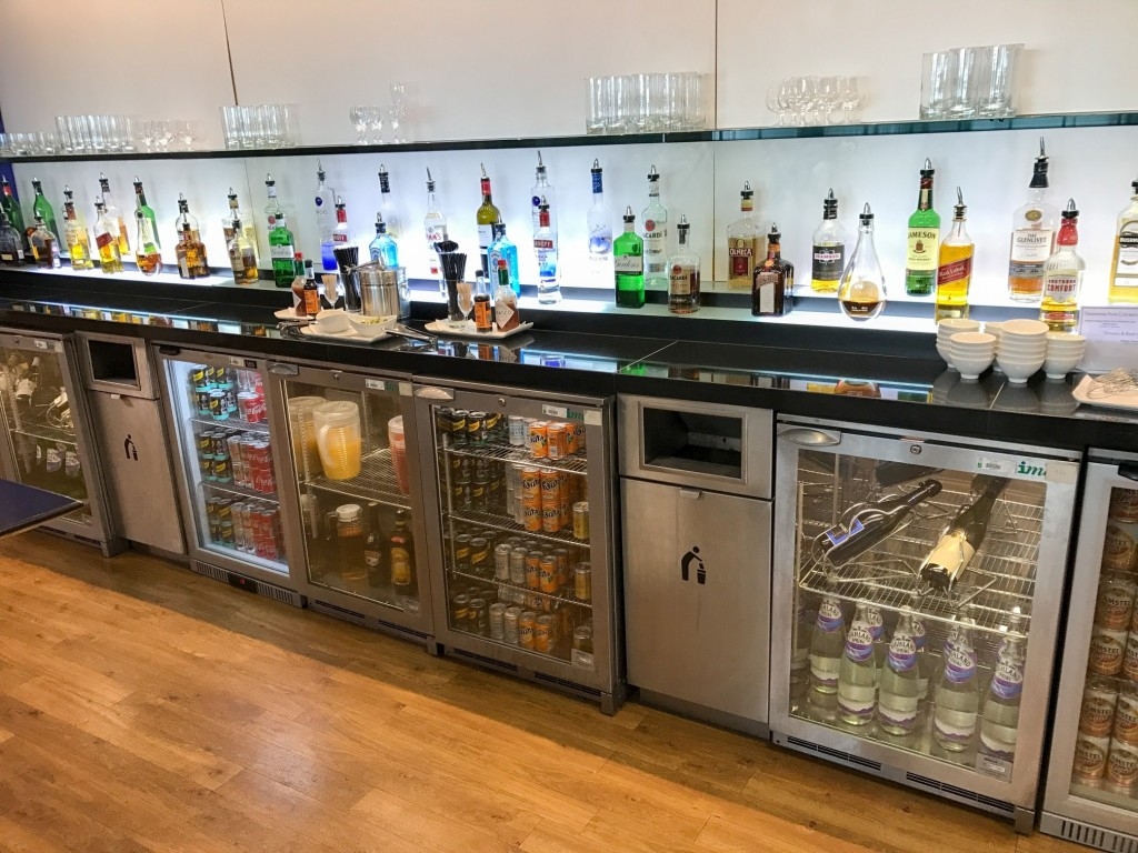 Review British Airways Terraces lounge newcastle alcohol