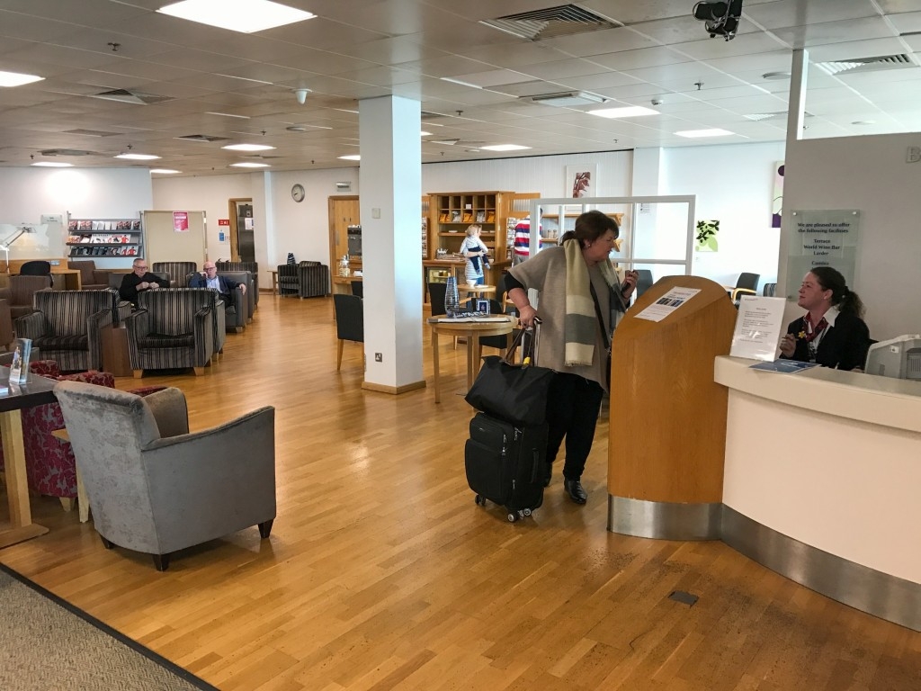 Review British Airways Terraces lounge newcastle reception
